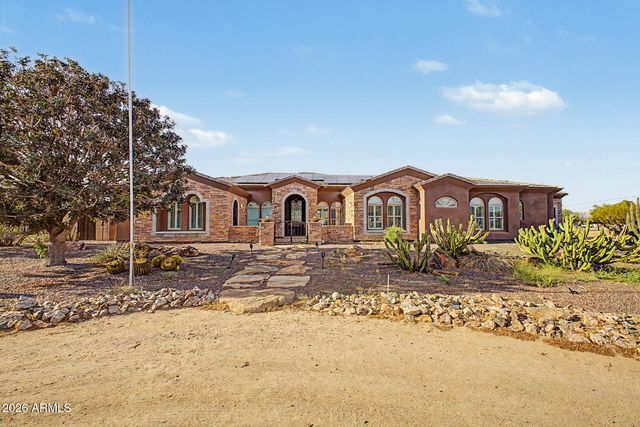 20548 E NAVAJO Drive, Queen Creek, AZ 85142