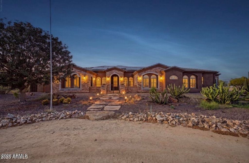 20548 E NAVAJO Drive, Queen Creek, AZ 85142