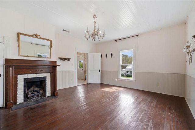 108 King Street, Adairsville, GA 30103