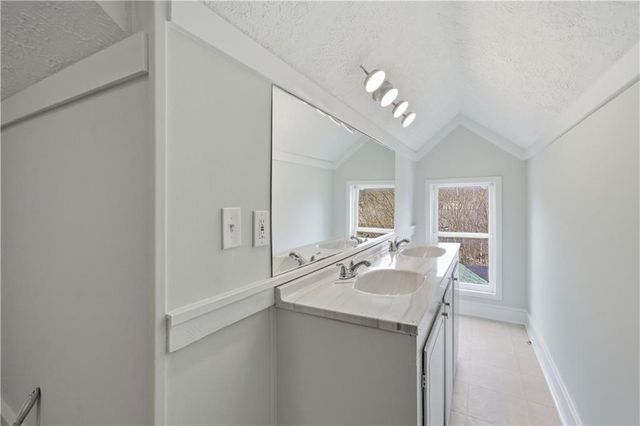 108 King Street, Adairsville, GA 30103