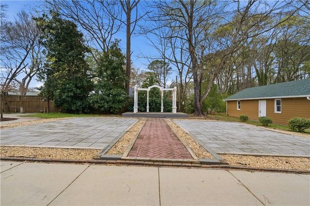 108 King Street, Adairsville, GA 30103