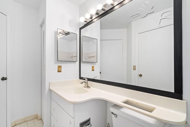 950 Coral Club Drive 950, Coral Springs, FL 33071