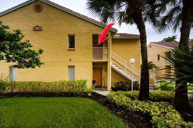 950 Coral Club Drive 950, Coral Springs, FL 33071