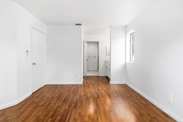 950 Coral Club Drive 950, Coral Springs, FL 33071