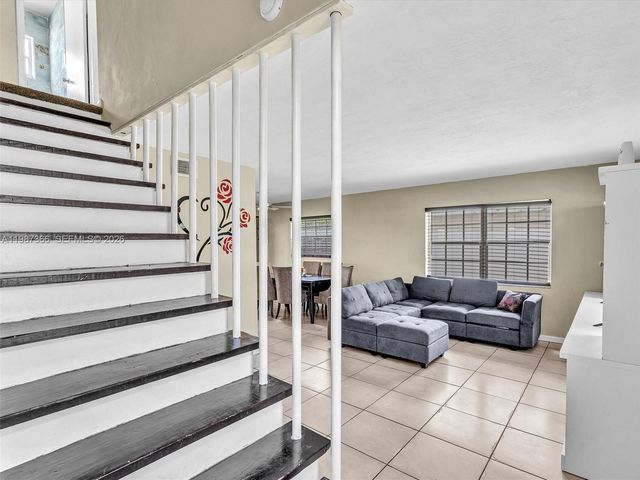 1220 NW 52nd Ave, Lauderhill, FL 33313