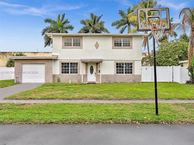 1220 NW 52nd Ave, Lauderhill, FL 33313