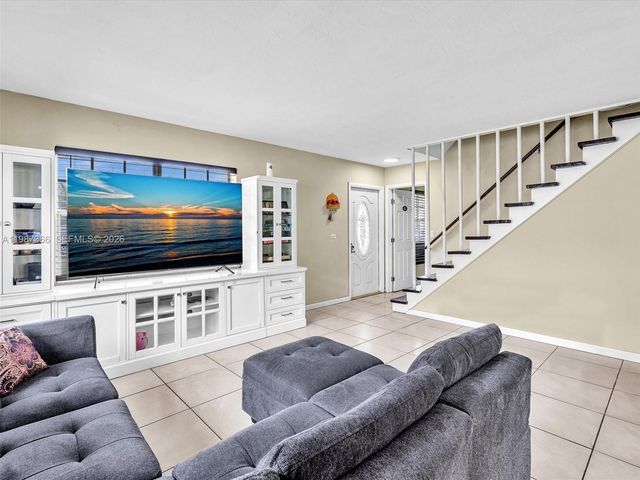 1220 NW 52nd Ave, Lauderhill, FL 33313