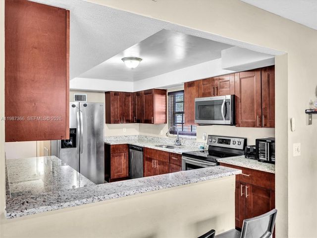 1220 NW 52nd Ave, Lauderhill, FL 33313