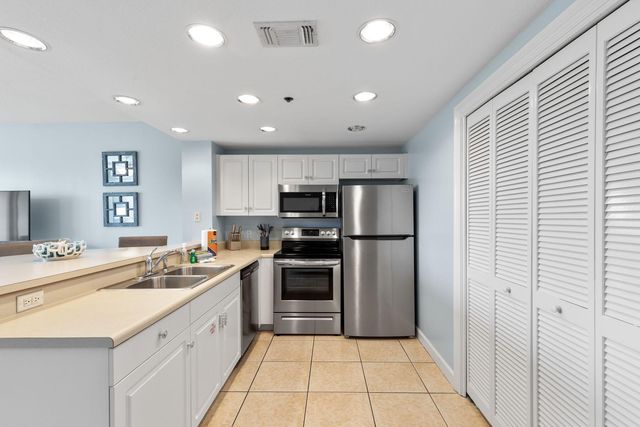 1751 E Scenic Hwy 98 211, Destin, FL 32541