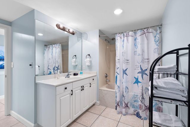 1751 E Scenic Hwy 98 211, Destin, FL 32541