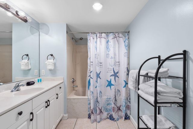 1751 E Scenic Hwy 98 211, Destin, FL 32541