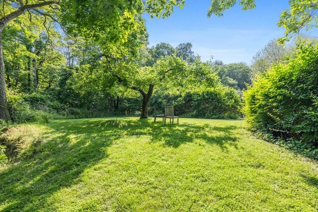62 Pound Ridge Road, Pound Ridge, NY 10576