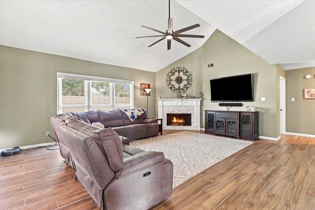 3902 LIGHTHOUSE LN, Lakeland, TN 38002