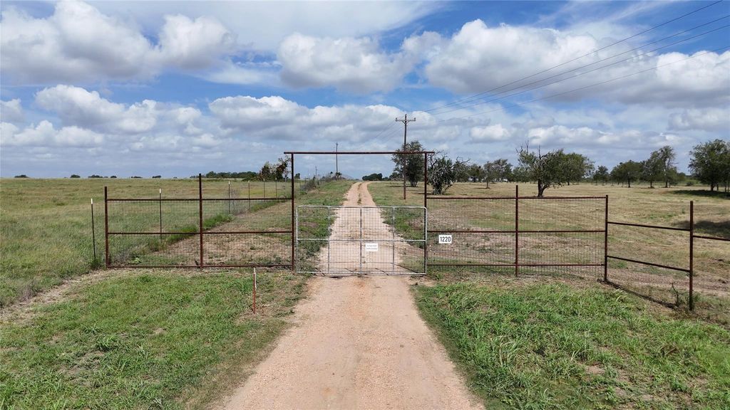 TBD Watterson Rd, Red Rock, TX 78662