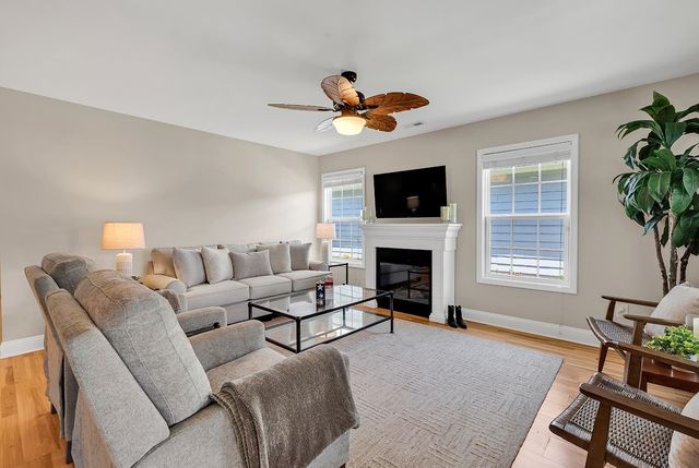 872 Brenda Pl., Myrtle Beach, SC 29577