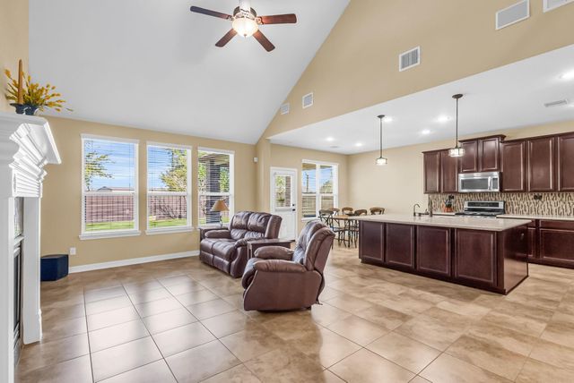 9976 Ash Creek Court, Brookshire, TX 77423