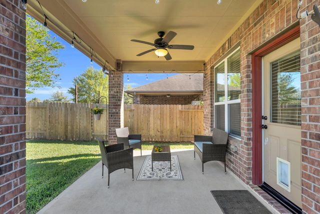 9976 Ash Creek Court, Brookshire, TX 77423