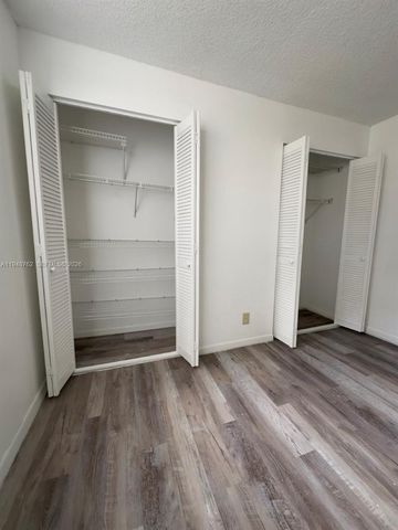 500 Executive Center Dr 2N, West Palm Beach, FL 33401