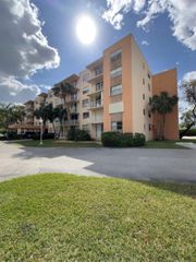 500 Executive Center Dr 2N, West Palm Beach, FL 33401