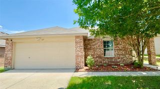 605 Rosario Lane, Fort Worth, TX 76052