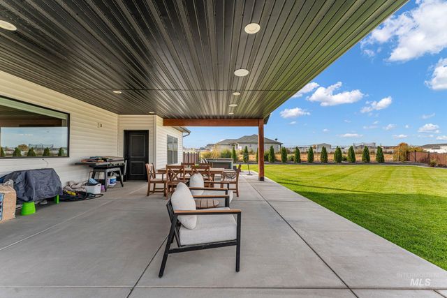 3837 N 2469 E, Filer, ID 83328