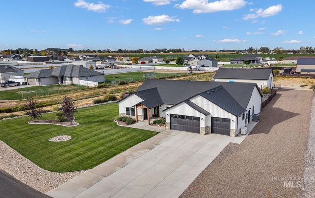 3837 N 2469 E, Filer, ID 83328