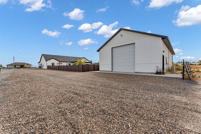 3837 N 2469 E, Filer, ID 83328
