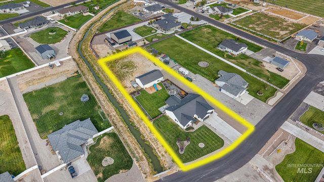 3837 N 2469 E, Filer, ID 83328