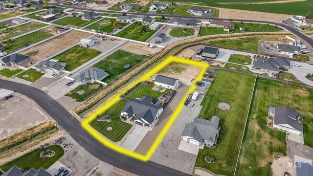 3837 N 2469 E, Filer, ID 83328