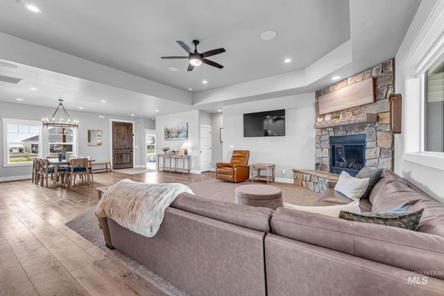 3837 N 2469 E, Filer, ID 83328
