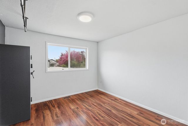 43002 268th Avenue SE, Enumclaw, WA 98022