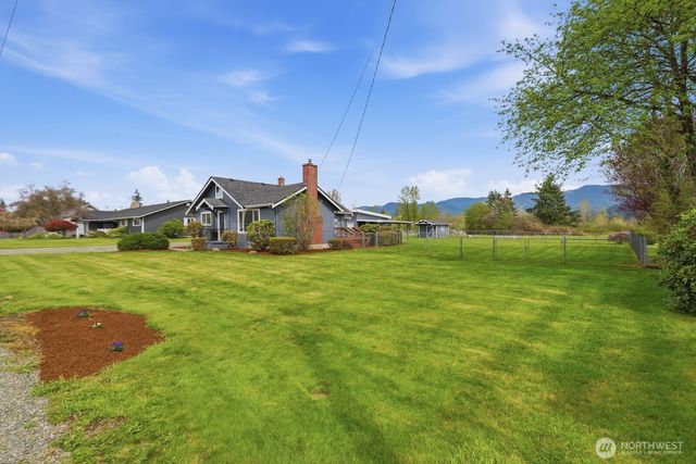 43002 268th Avenue SE, Enumclaw, WA 98022