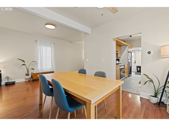 1552 N PRESCOTT St, Portland, OR 97217