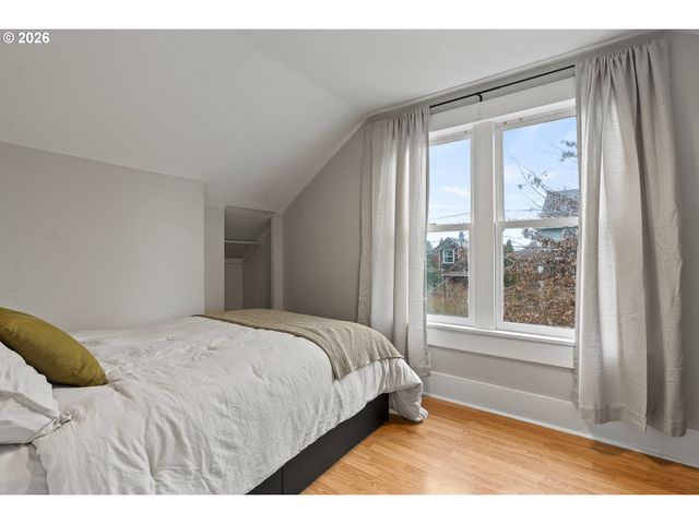 1552 N PRESCOTT St, Portland, OR 97217