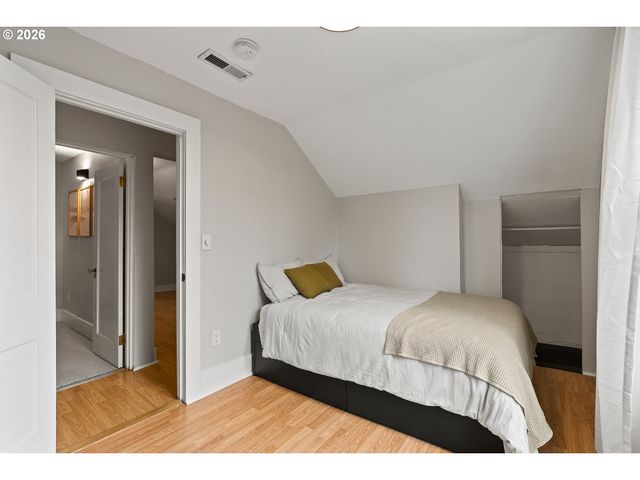 1552 N PRESCOTT St, Portland, OR 97217