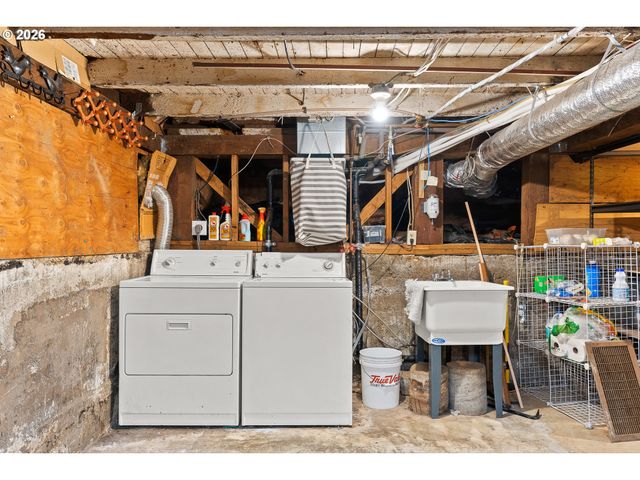 1552 N PRESCOTT St, Portland, OR 97217