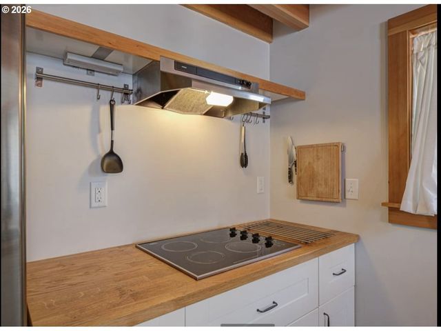 1552 N PRESCOTT St, Portland, OR 97217