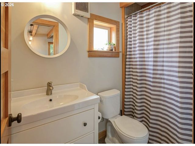 1552 N PRESCOTT St, Portland, OR 97217