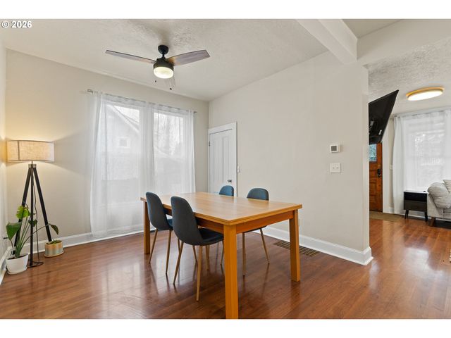 1552 N PRESCOTT St, Portland, OR 97217