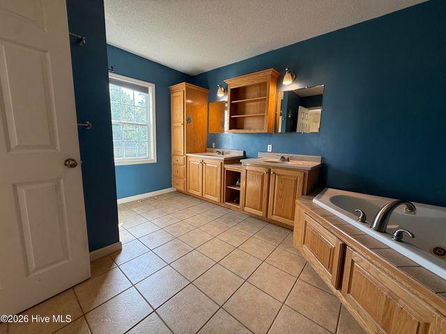 412 S Walnut Street, Princeton, NC 27569
