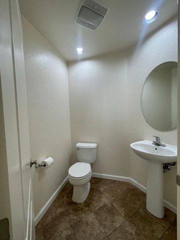 27339 Bavella Way, Salinas, CA 93908