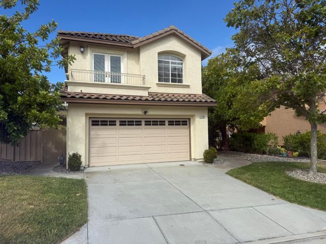 27339 Bavella Way, Salinas, CA 93908