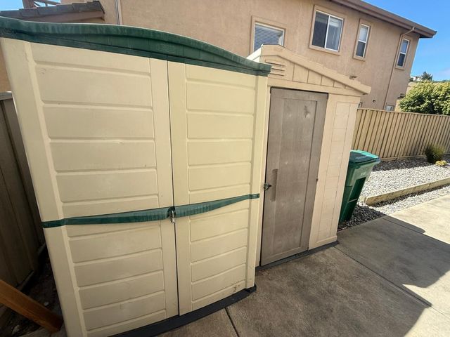 27339 Bavella Way, Salinas, CA 93908