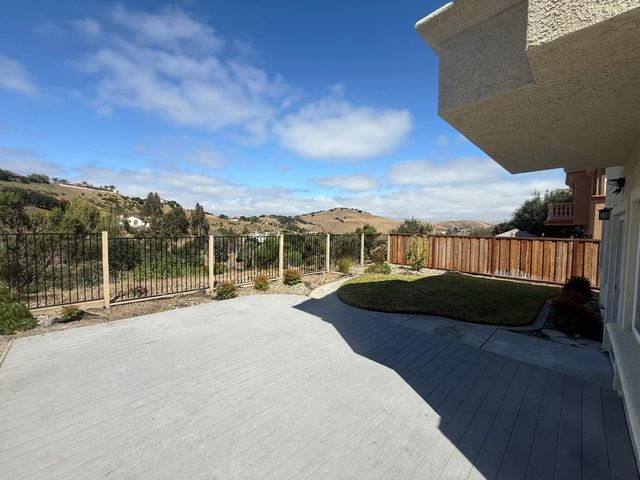 27339 Bavella Way, Salinas, CA 93908