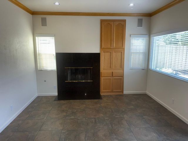 27339 Bavella Way, Salinas, CA 93908