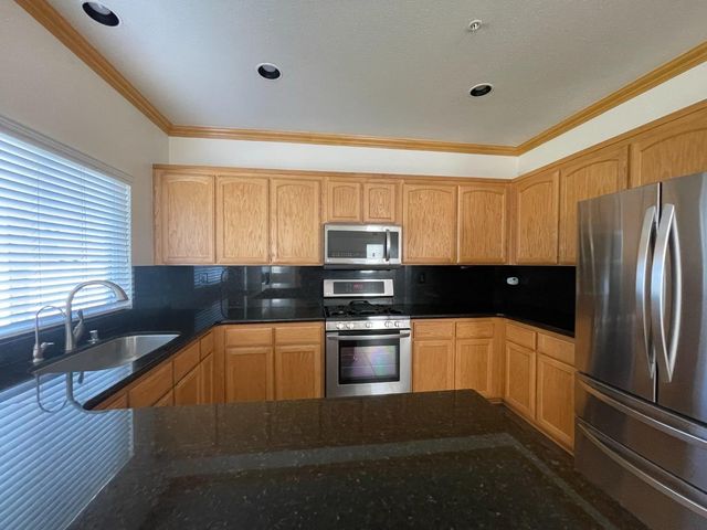 27339 Bavella Way, Salinas, CA 93908