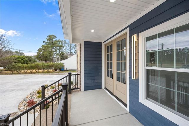 2064 Cedar RD, Chesapeake, VA 23323