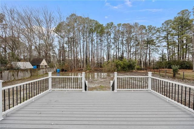 2064 Cedar RD, Chesapeake, VA 23323