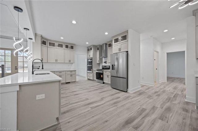 2064 Cedar RD, Chesapeake, VA 23323