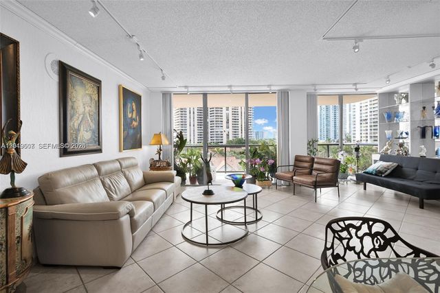 19667 Turnberry Way 6C, Aventura, FL 33180